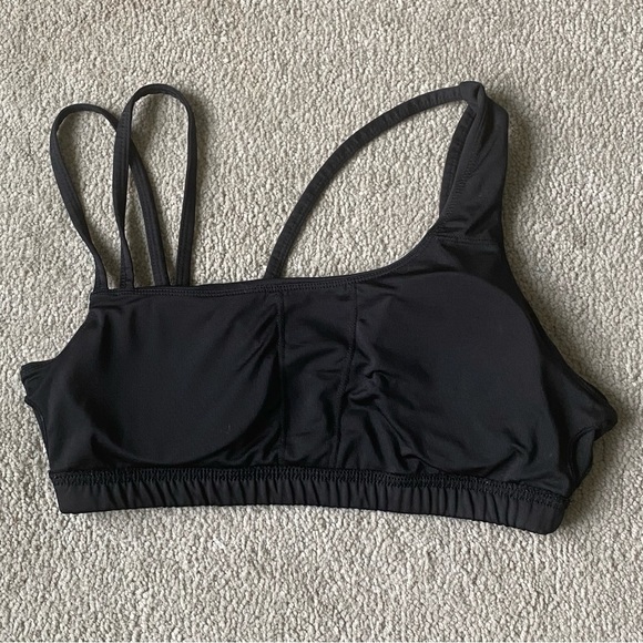 Velvet Rose Black Asymmetrical Sports Bra - Picture 4 of 7